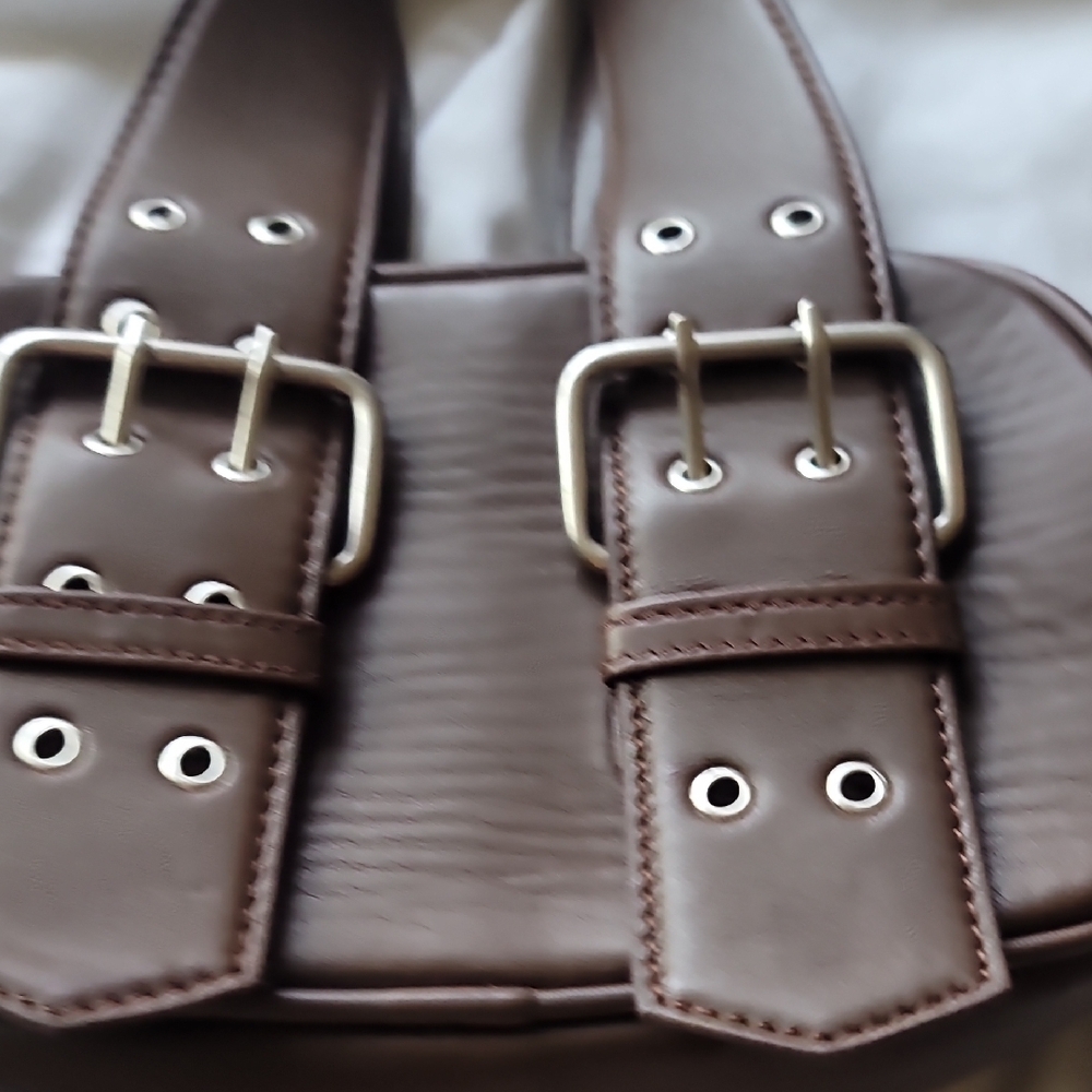 Free Peopel Small Bowling Bag - Picture 7 of 11